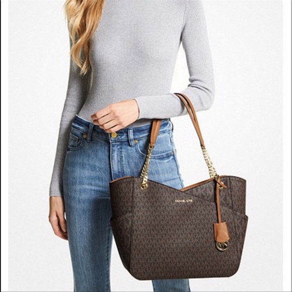 MICHAEL KORS LARGE X CHAIN LOGO SHOULDER BAG BROWN - Picture 6 of 16